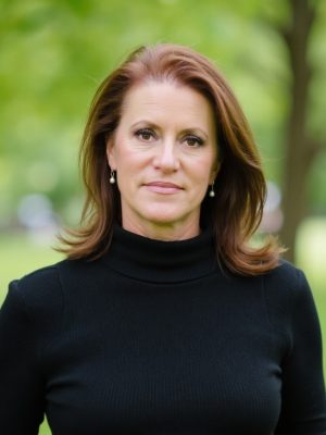 Shannon Waters Board Headshot